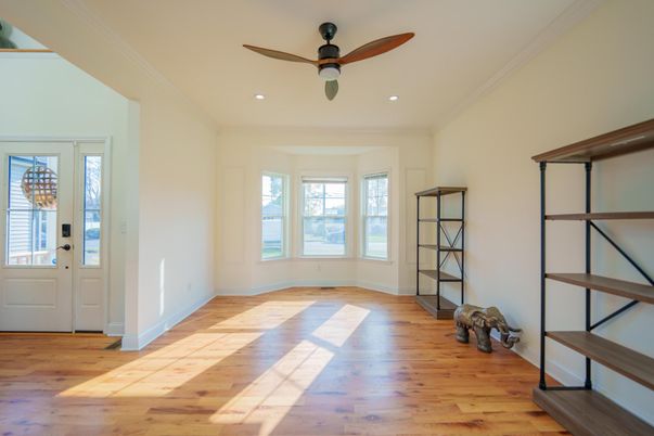 Empty room, Interior, Recessed Lighting, Wood Texture Flooring