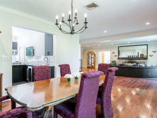 Chandelier, Dining room, Interior, Living room, Recessed Lighting, Wood Texture Flooring