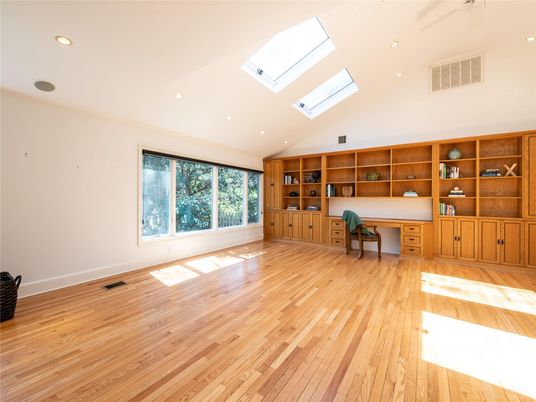 Home Office, Interior, Recessed Lighting, Wood Texture Flooring