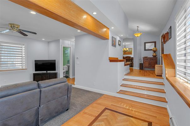 Interior, Pendant Lights, Recessed Lighting, Wood Texture Flooring