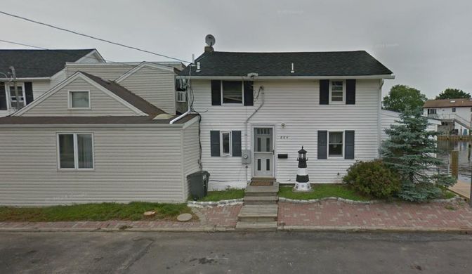 Exterior, Facade, Georgian