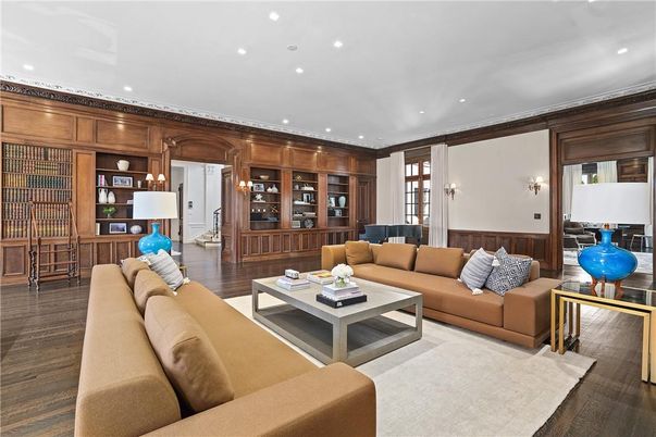 Interior, Living room, Recessed Lighting, Wood Texture Flooring, Wooden Walls