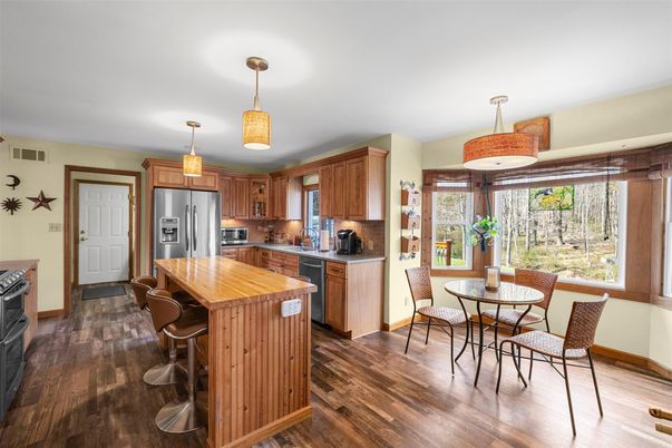 Dining room, Interior, Kitchen, Stainless Steel Appliances, Wood Texture Flooring