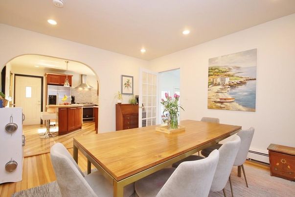 Dining room, Interior, Kitchen, Pendant Lights, Recessed Lighting, Stainless Steel Appliances, Wood Texture Flooring