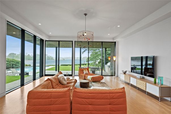 Interior, Living room, Pendant Lights, Recessed Lighting, Water, Wood Texture Flooring