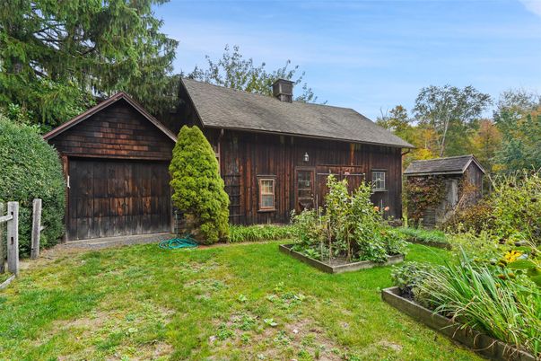 Backyard, Detached Garage, Exterior