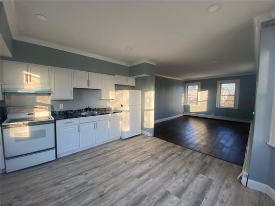 Interior, Kitchen, Recessed Lighting, Wood Texture Flooring