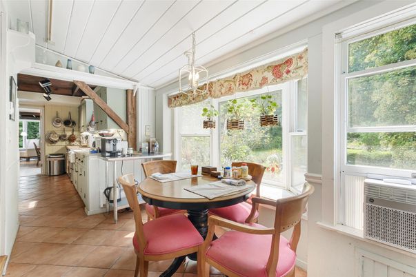 Dining room, Interior, Pendant Lights