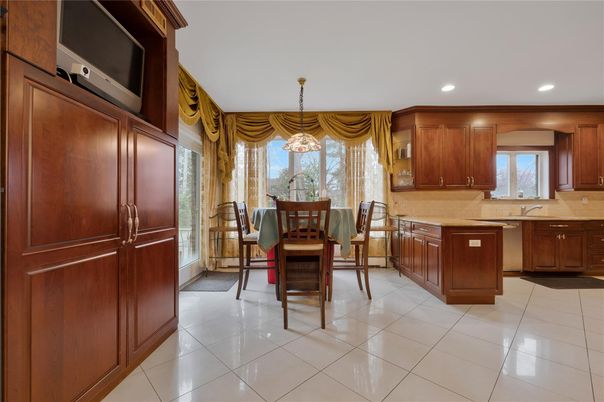 Dining room, Interior, Kitchen, Pendant Lights, Recessed Lighting