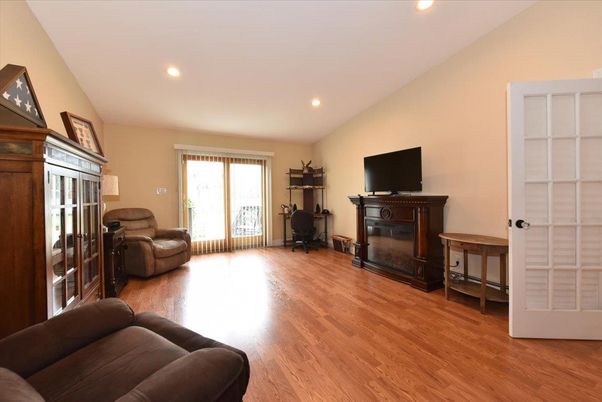 Home Office, Interior, Living room, Recessed Lighting, Wood Texture Flooring