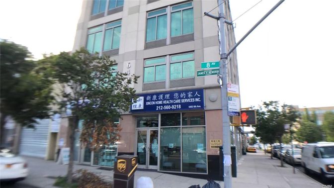 Exterior, Facade, None