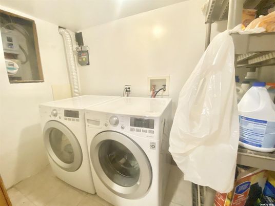 Interior, Utility Closets, Washer