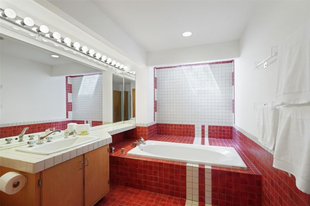 Bathroom, Interior, Recessed Lighting, Tile Countertops
