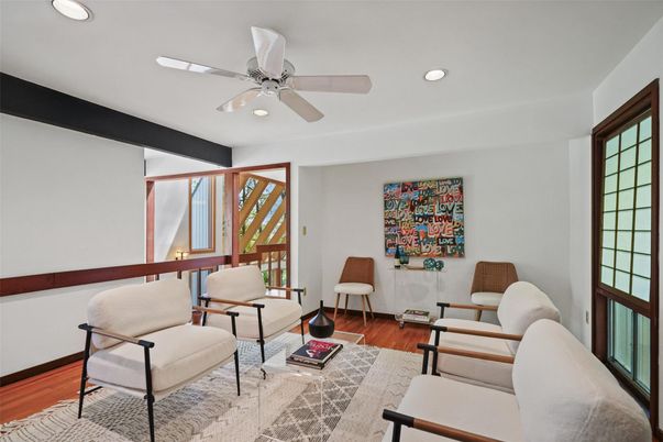 Interior, Living room, Recessed Lighting, Wood Texture Flooring