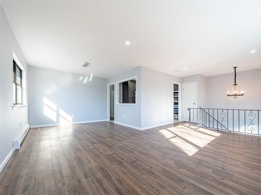 Chandelier, Empty room, Interior, Recessed Lighting, Wood Texture Flooring