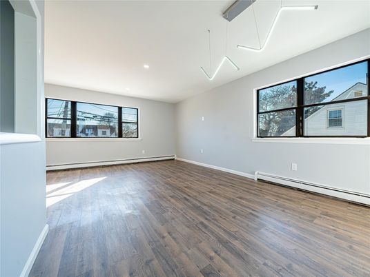Empty room, Interior, Pendant Lights, Recessed Lighting, Wood Texture Flooring