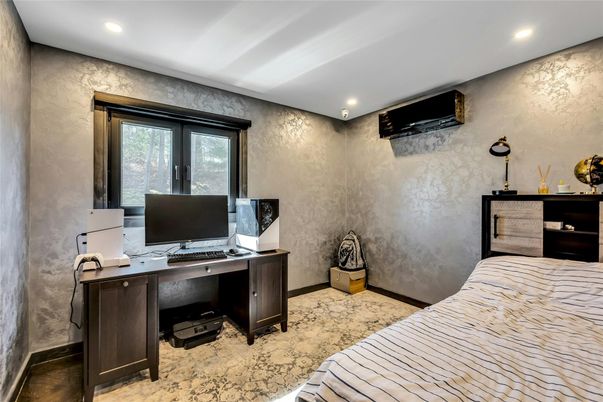 Bedroom, Home Office, Interior, Recessed Lighting