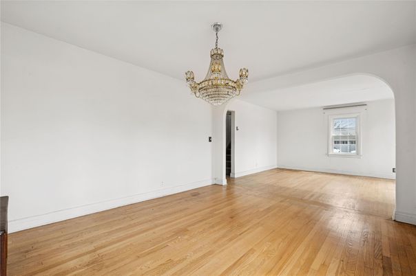 Chandelier, Empty room, Interior, Wood Texture Flooring