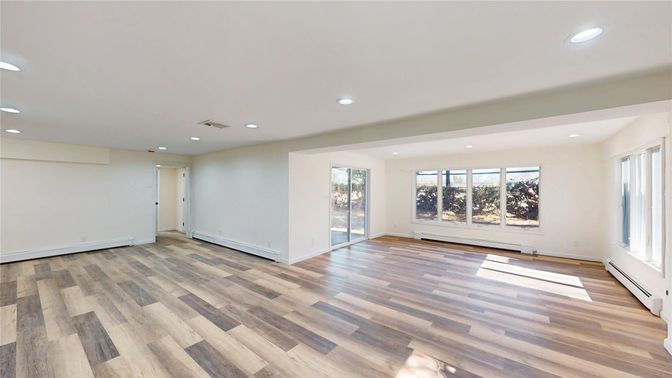 Empty room, Interior, Recessed Lighting, Wood Texture Flooring