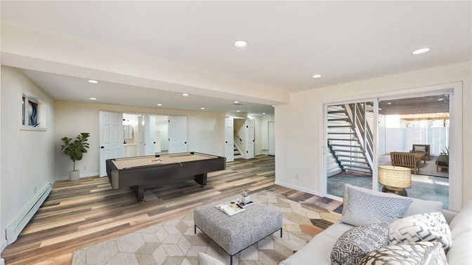 Billiard Table, Game Room, Interior, Living room, Recessed Lighting, Wood Texture Flooring