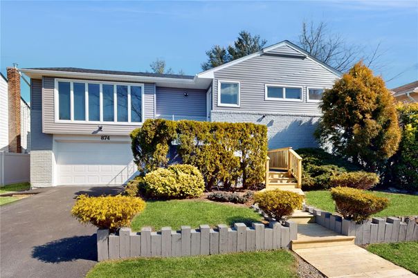 Attached, Exterior, Facade, Raised Ranch