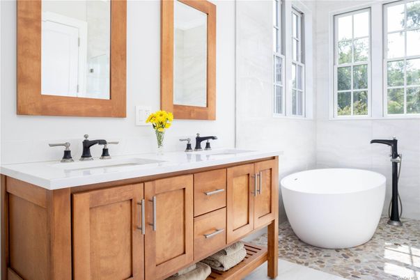 Bathroom, Dual Sink Vanities, Free Standing Baths, Interior