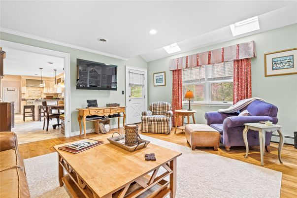 Dining room, Interior, Kitchen, Living room, Pendant Lights, Recessed Lighting, Wood Texture Flooring