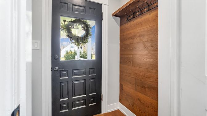 Interior, Wooden Walls