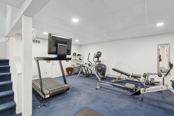 Fitness Equipment, Interior, Recessed Lighting