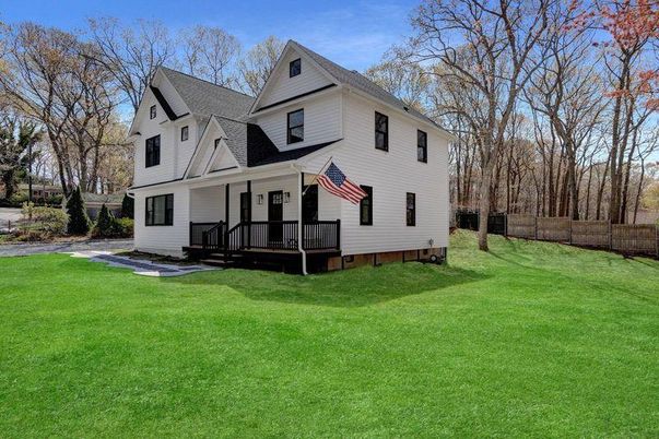 Backyard, Exterior, Facade, Farmhouse