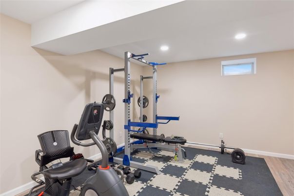 Fitness Equipment, Interior, Recessed Lighting, Wood Texture Flooring