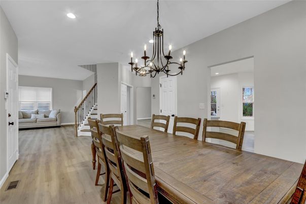 Chandelier, Dining room, Interior, Recessed Lighting, Wood Texture Flooring