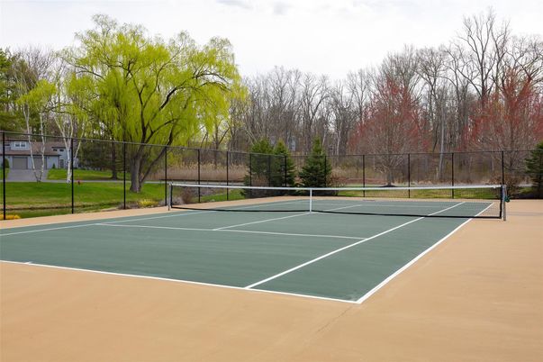 Exterior, Tennis Courts