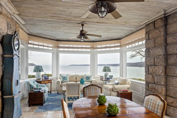Interior, Living room, Stone Walls, Sun Room, Water