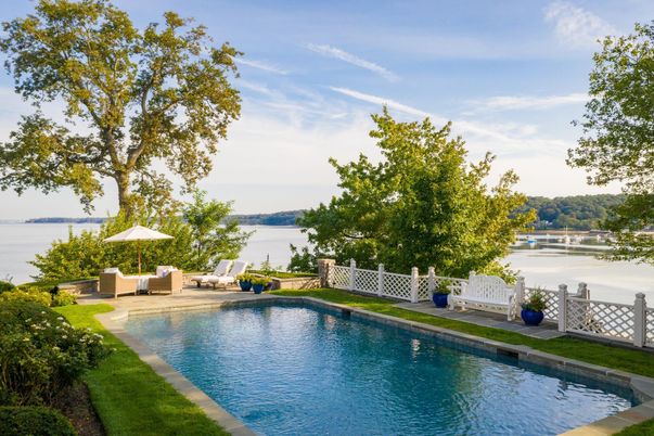 Exterior, Lake, Pool, Water