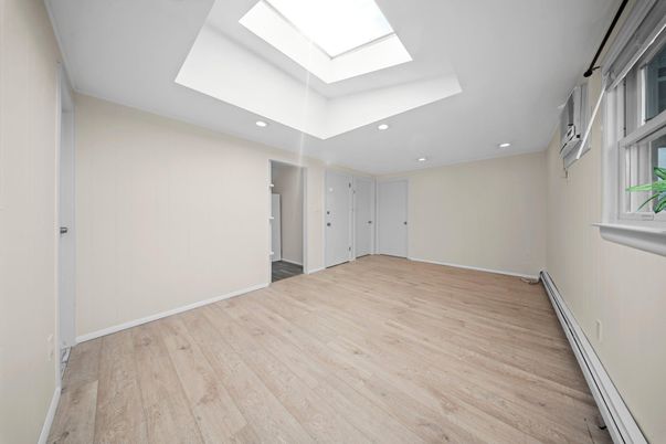 Empty room, Interior, Recessed Lighting, Wood Texture Flooring