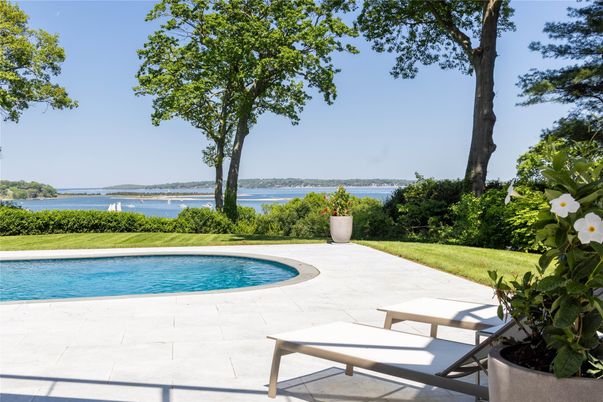 Exterior, Pool, Water