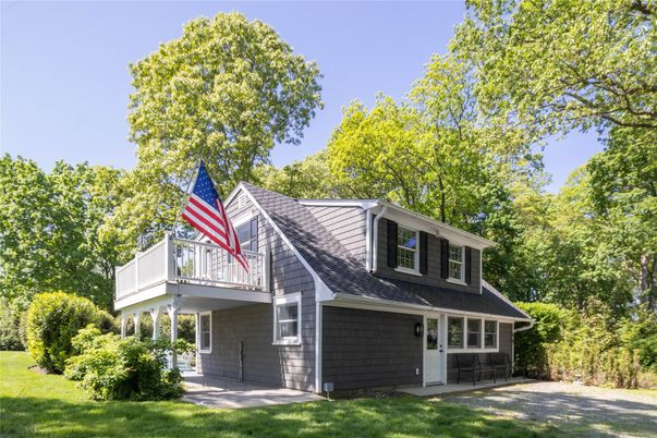 Backyard, Exterior, Facade, Cape Cod