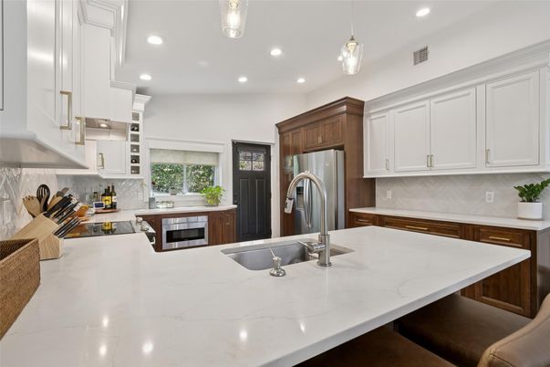 Interior, Kitchen, Pendant Lights, Recessed Lighting, Stainless Steel Appliances