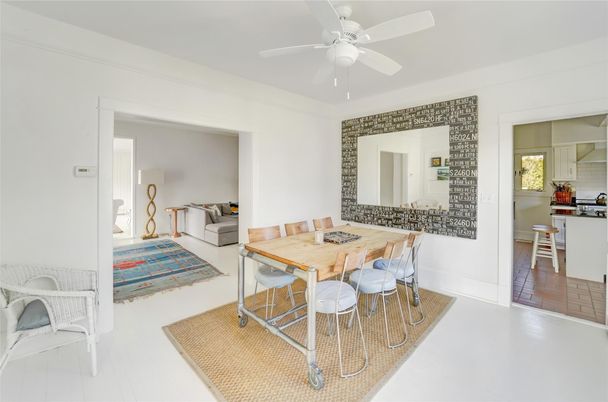 Dining room, Interior