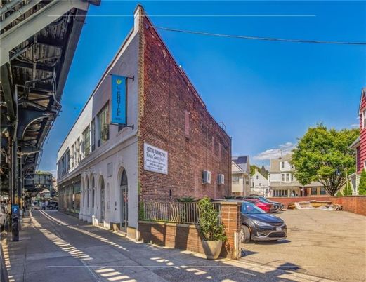 Exterior, Facade, Brick Facade, Condo Building