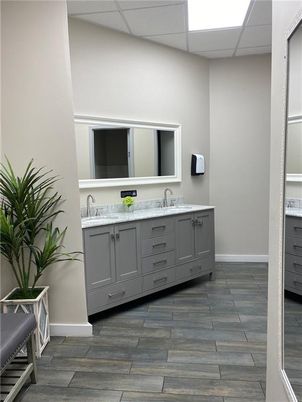 Bathroom, Dual Sink Vanities, Interior, Wood Texture Flooring