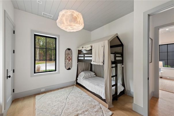 Interior, Pendant Lights, Wood Texture Flooring
