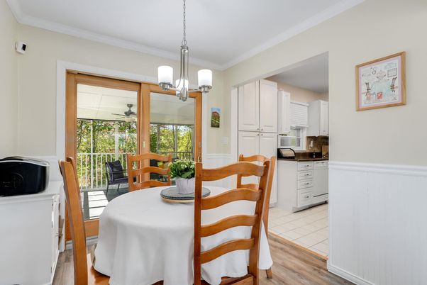 Dining room, Interior, Kitchen, Pendant Lights, Wood Texture Flooring