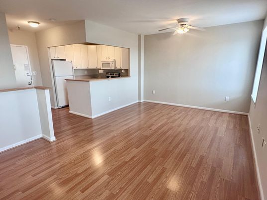 Empty room, Interior, Kitchen, Wood Texture Flooring