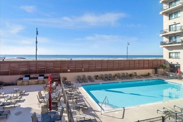 Exterior, Pool, Water