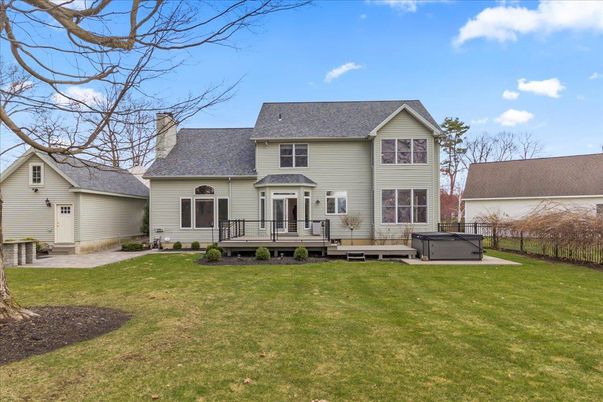 Backyard, Exterior, Hot Tub