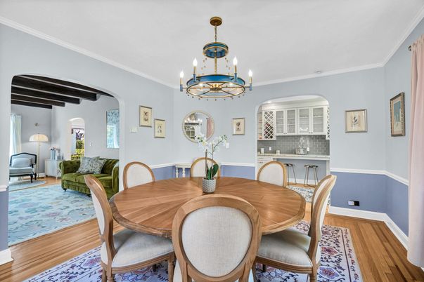 Chandelier, Dining room, Interior, Kitchen, Wood Texture Flooring