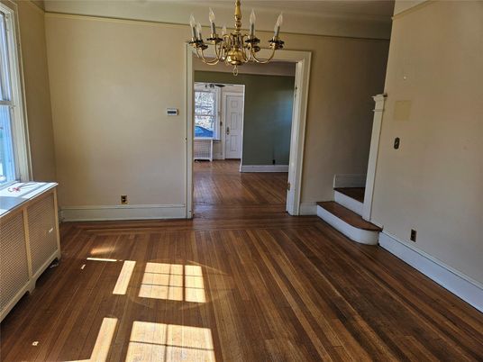 Chandelier, Empty room, Interior, Wood Texture Flooring