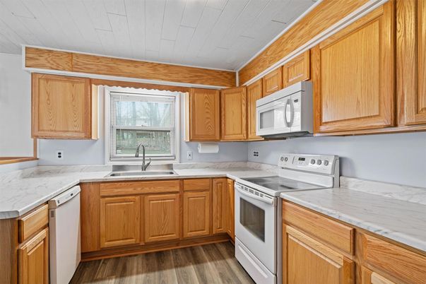 Interior, Kitchen, Wood Texture Flooring